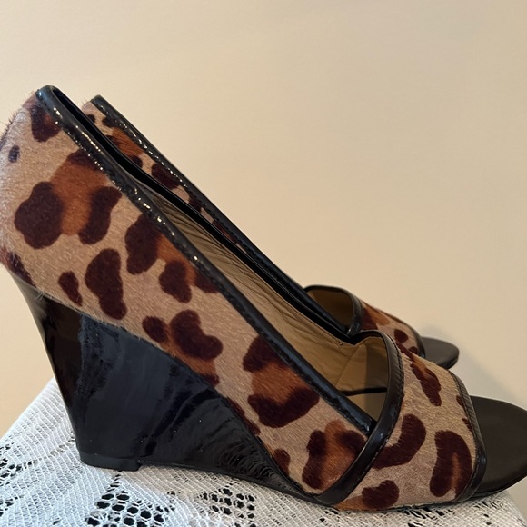 BEAUTIFUL MICHAEL KORS WEDGE HEELS - Picture 10 of 11